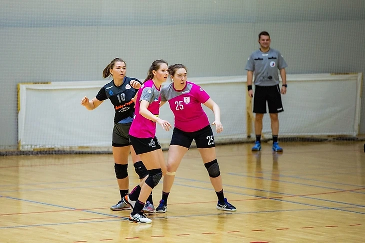 Суперлига. Вратарь Валерия Христенко: "К игре в защите готовилась всего неделю", изображение №2