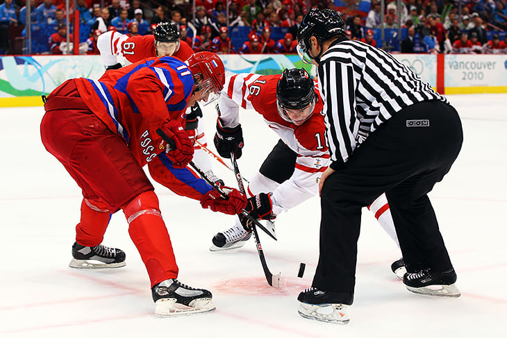 Мы не научим вас видеть шайбу, но расскажем все про хоккейные термины (будет круче смотреть ЧМ)
