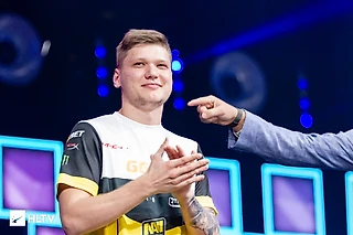 Сколько зарабатывает S1mple? Зачем он писал Хабибу? Куда уходят деньги с Ninja-Sushi? Кем он видит себя через 10 лет?