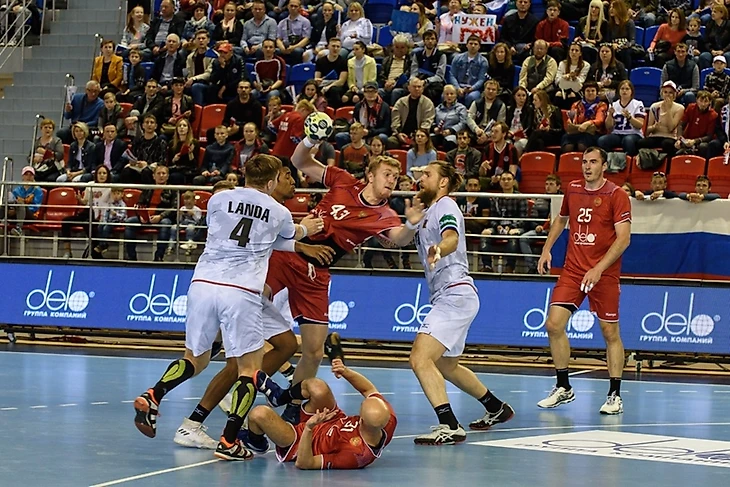 ЧЕ-2022. Чехи на пути в Москву. К чему приведет охота на ведьм? Чего ждать от Растислава Тртика?, изображение №5