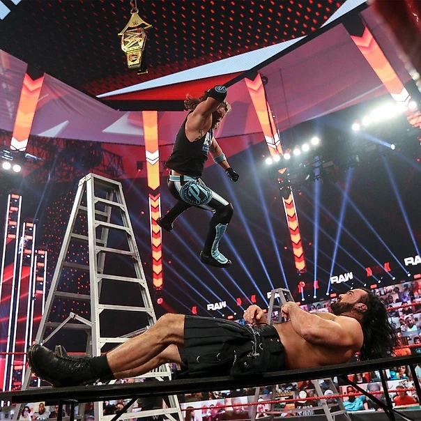 Обзор WWE Monday Night RAW 14.12.2020, изображение №23