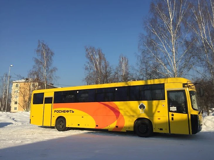 Модный автобус ачинского хоккейного клуба