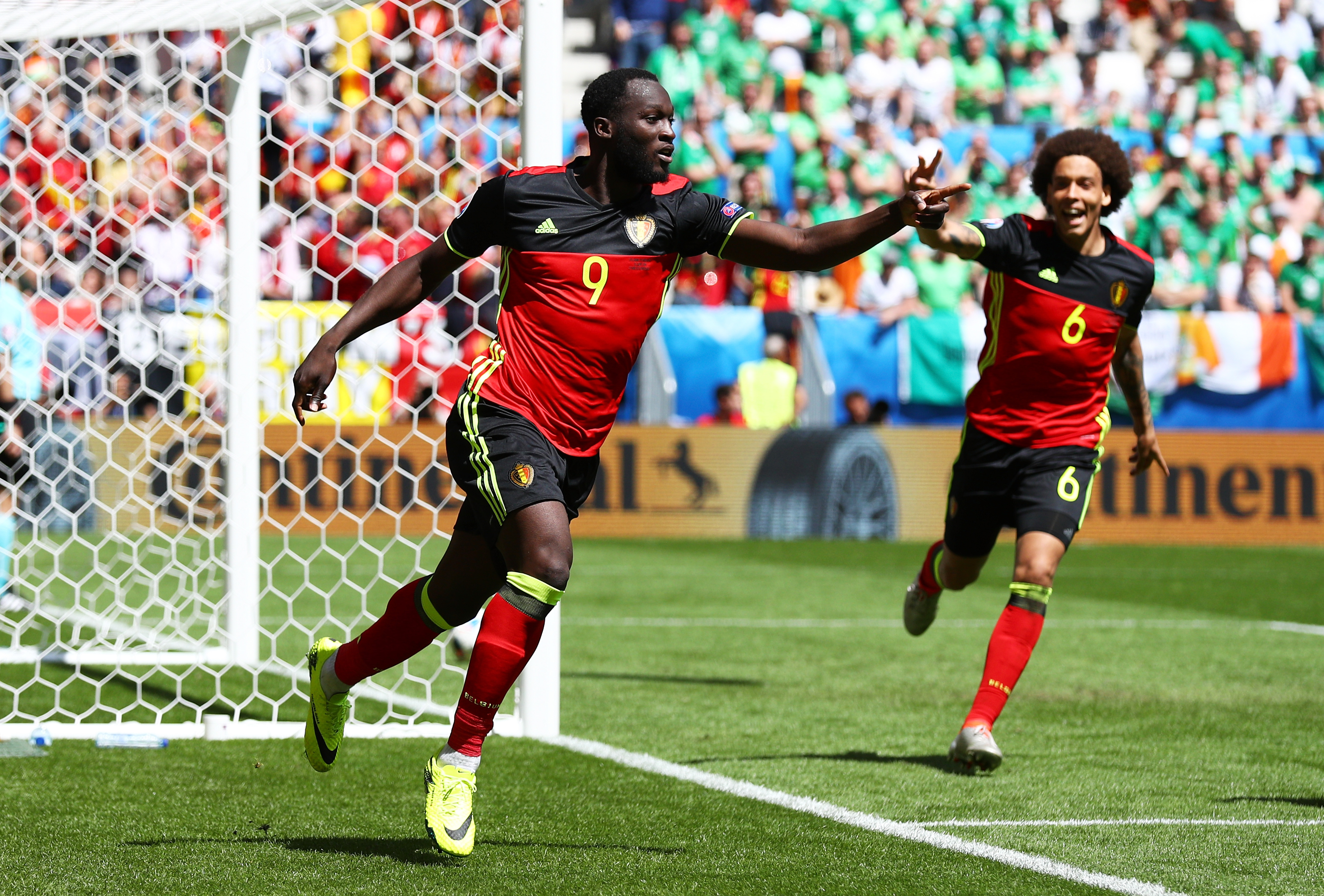 Бельгия ирландия. Romelu Lukaku Belgium. Лукаку Бельгия. Ирландия Бельгия. Морин ванегберген, Бельгия.