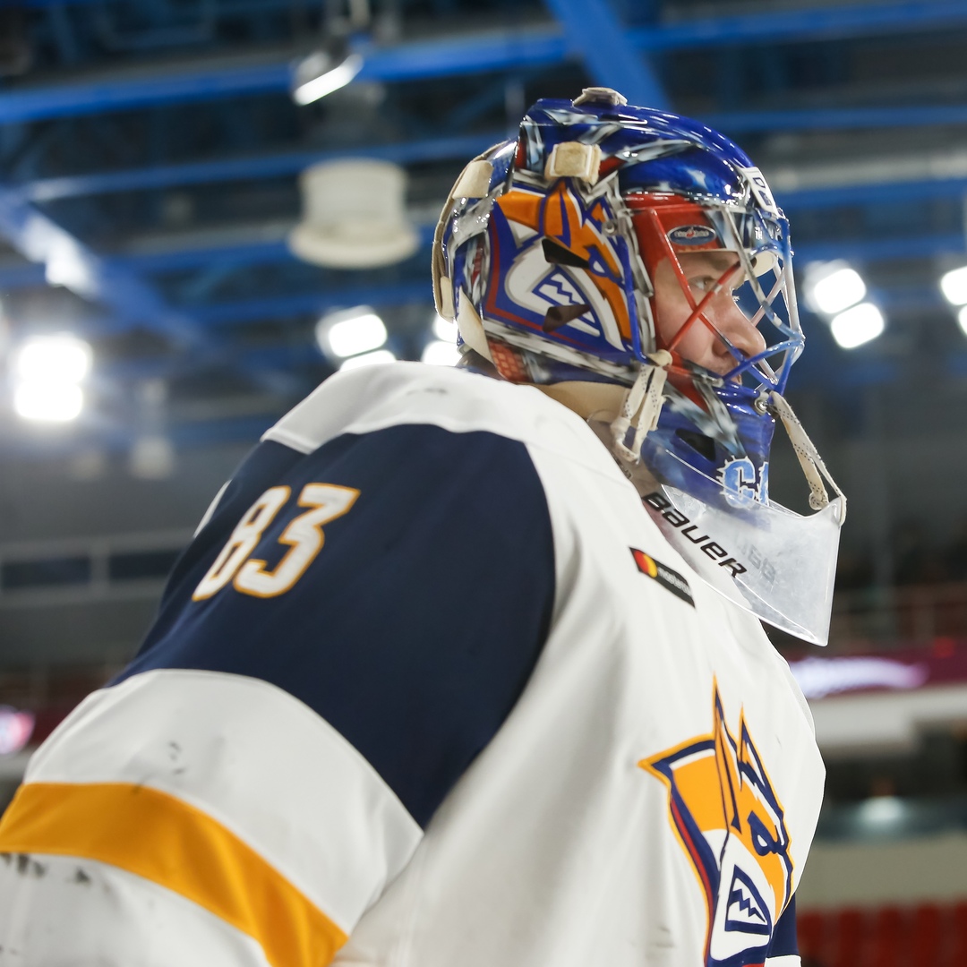 На кураже Кошечкина в зону плей-офф: «Металлург» на выезде разобрался с «Автомобилистом»