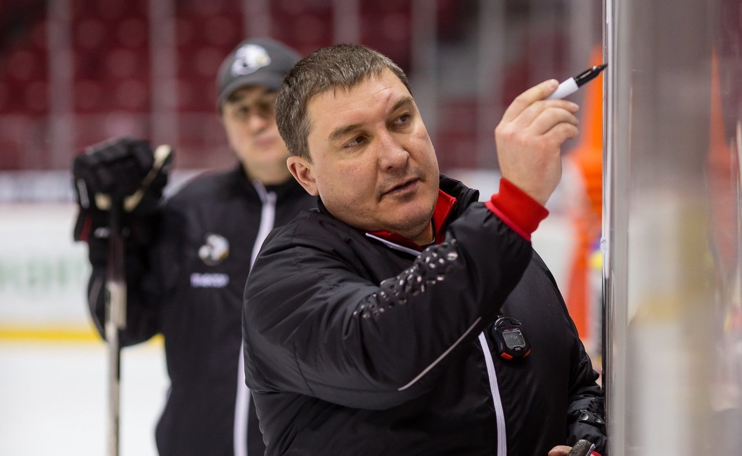 Три года назад тренер «Трактора» ушел в СКА – это навредило и ему, и клубу. Но он вернулся и все исправил