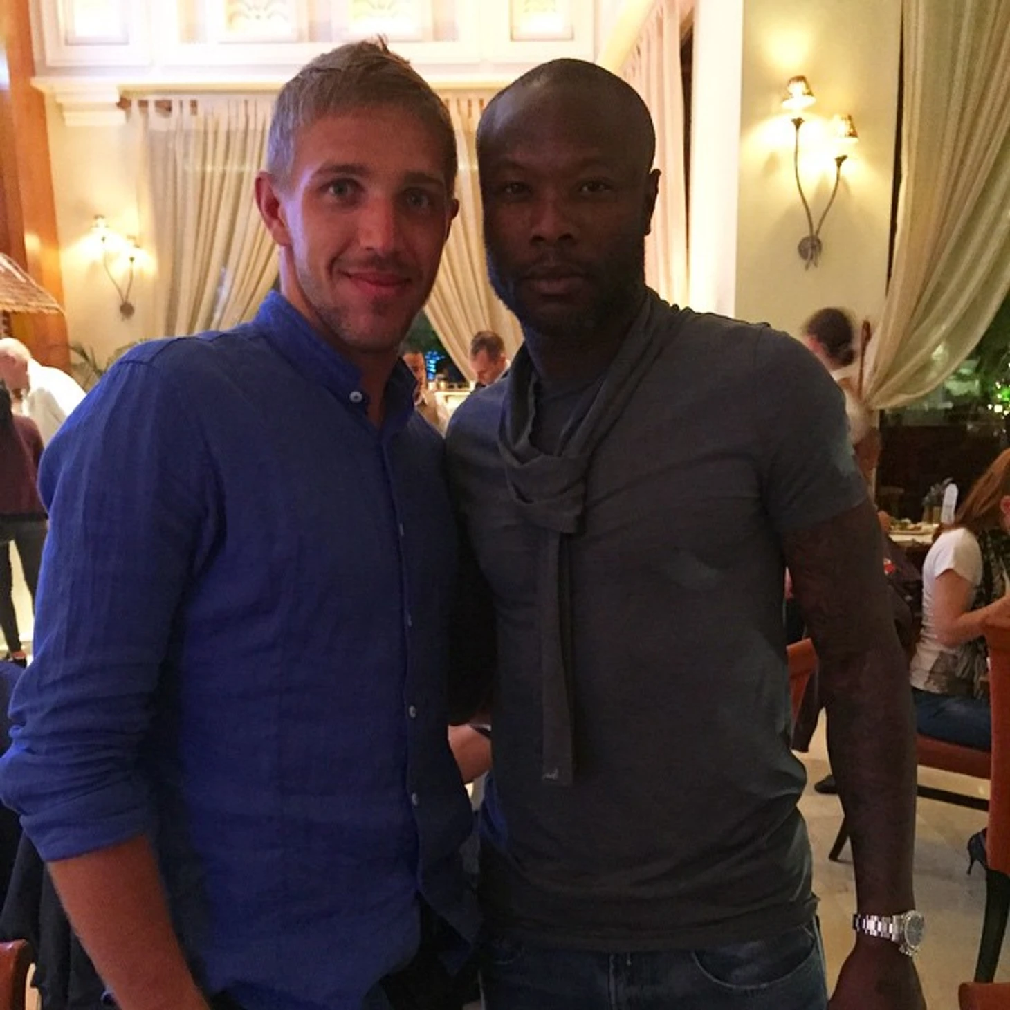 https://photobooth.cdn.sports.ru/preset/post/7/a2/3d8d814154f41b9347830db5d2845.jpeg