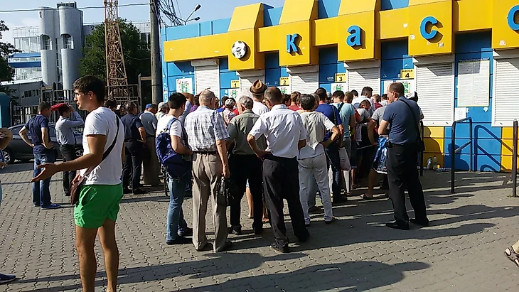 Очередь за абонементами