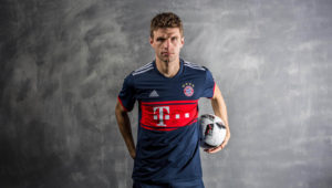 kickster_ru_adidas_bayern_away_17_18_04