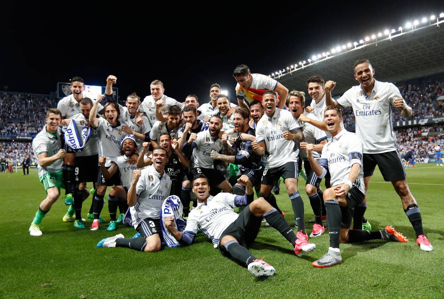 &#171;Реал Мадрид&#187; Выиграл Ла Лигу в 33 раз. ¡¡¡Campeones campeones ole ole ole!!!