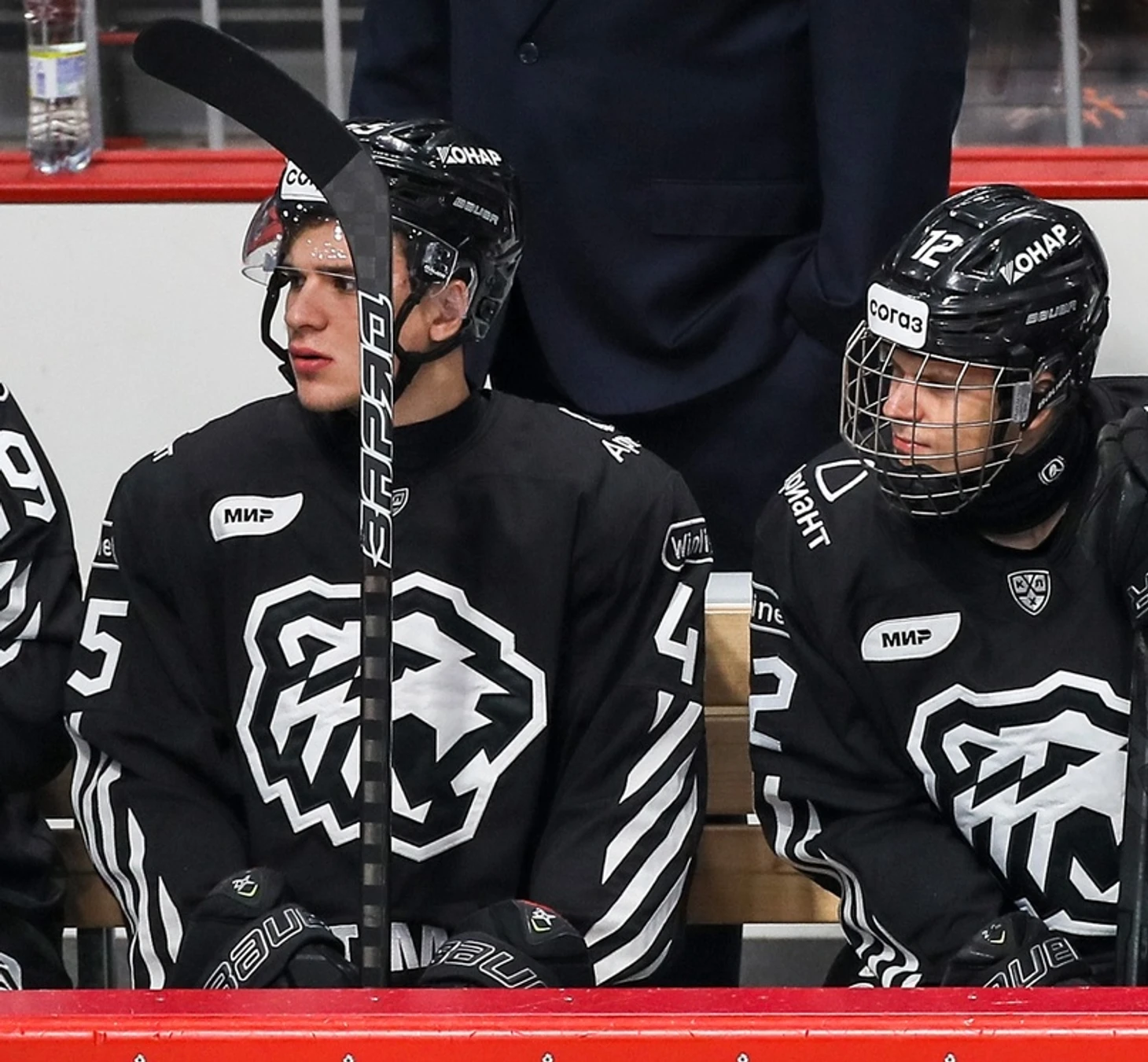 Ноябрь в КХЛ: чудеса «Адмирала» и неудачи «Ак Барса», изображение №4