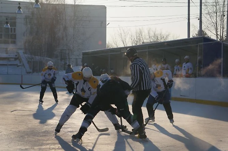 Фрагмент матча &quout;Ал