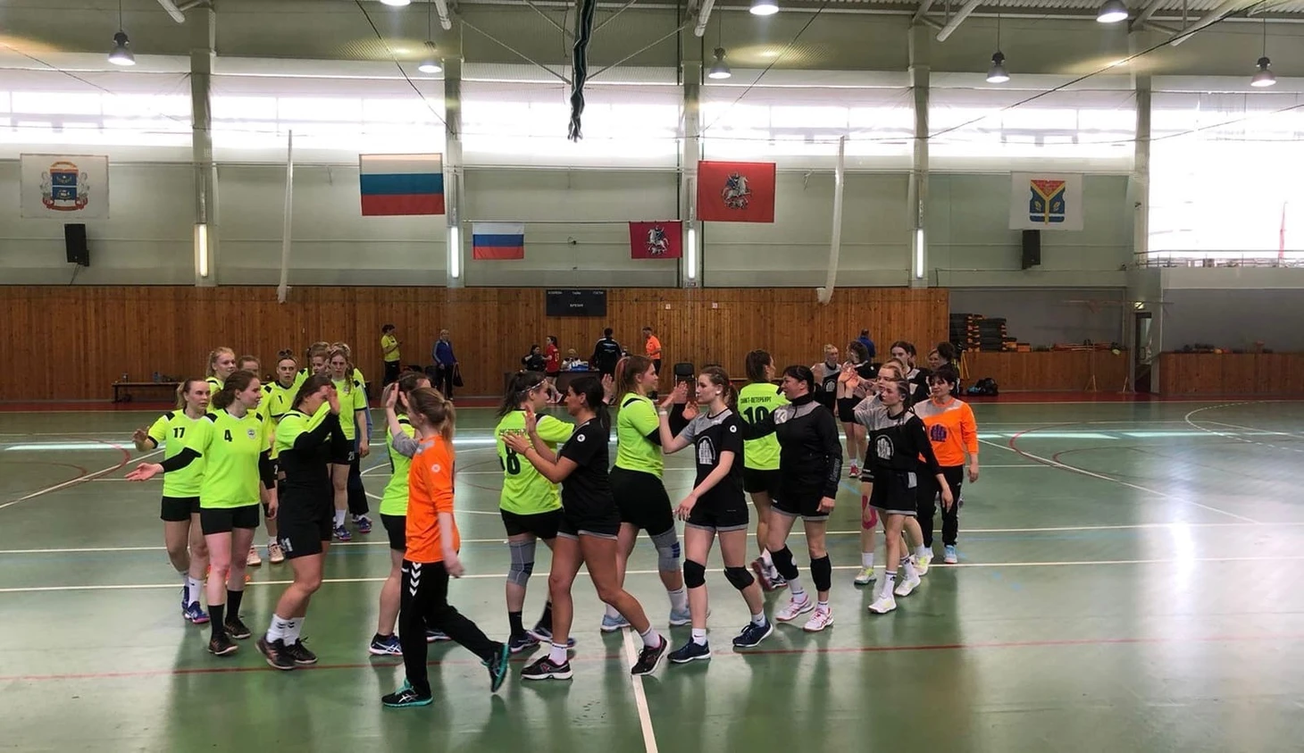 Первая лига. "Дворца" заманчивые своды. Золото Акопян, Муравьёвой и Филипповой, рекорд "Территории", изображение №3