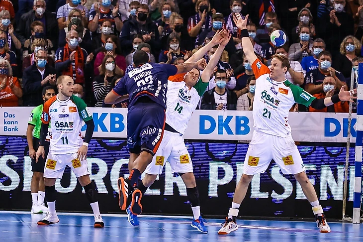 Бундеслига. Плановая неожиданность. "Фленсбург" прервал серию "Магдебурга" из 16 побед, изображение №3