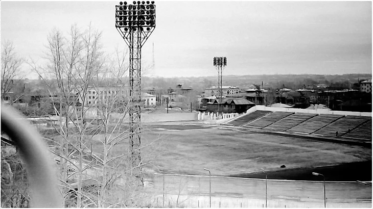 Вид на главный томский стадион с колеса обозрения, 1980-е гг.