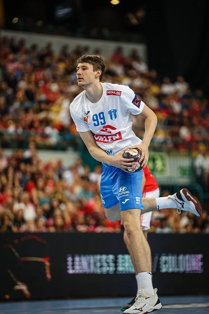 20 вопросов не о гандболе. Сергей Марк Косоротов: "Татуировок у меня нет. Думаю, уже и не будет!", изображение №3