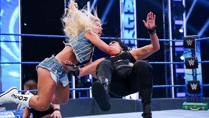 Обзор WWE Friday Night Smackdown 22.05.2020, изображение №15