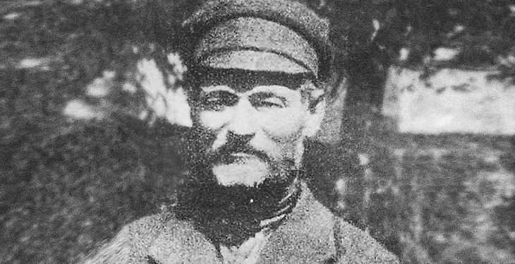 Василий Комаров