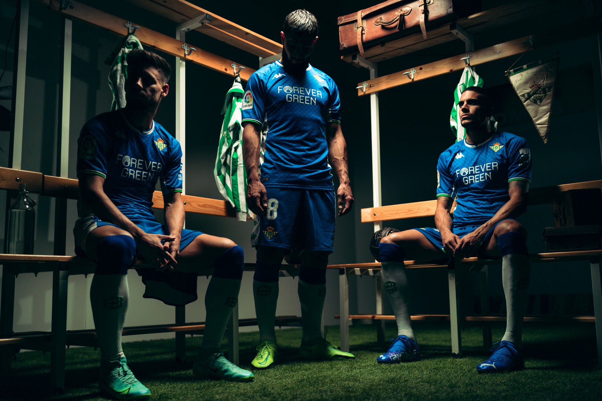 Формы дани. Бетис форма 2021/22. Бетис 2021 22. Betis away Kit.