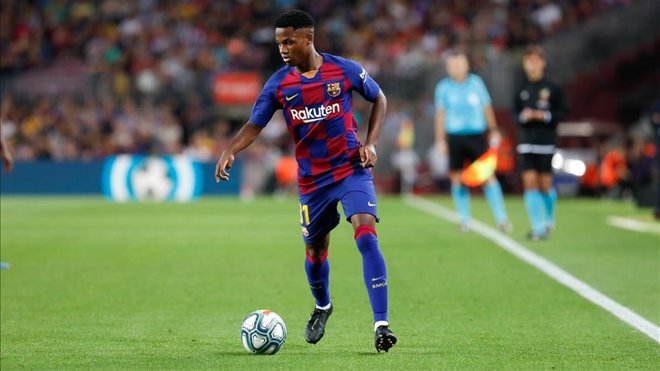 Ансу Фати вызван в сборную Испании U-21 на замену получившему повреждение Карлесу Пересу