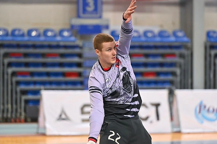 Чемпионат России. 12-е место клуба и 35-летний рубеж — не препятствие для символической сборной!, изображение №10