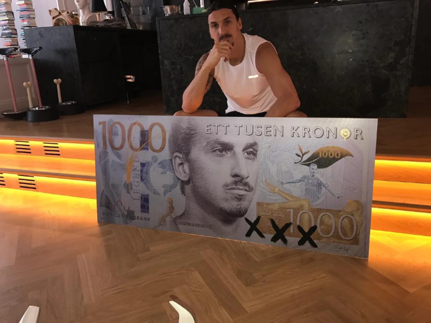 https://photobooth.cdn.sports.ru/preset/post/7/f0/897f46b6e42549e66f419fbed69c5.png