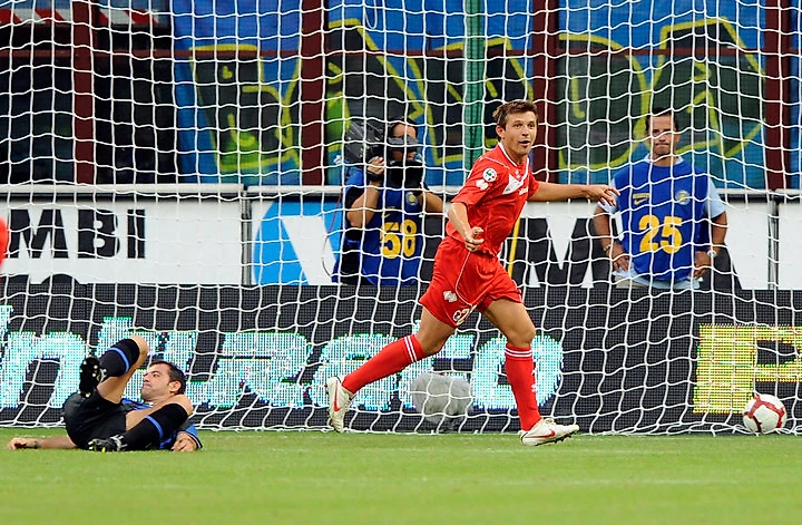 Виталий Кутузов забивает великому Интеру 2010 года.
