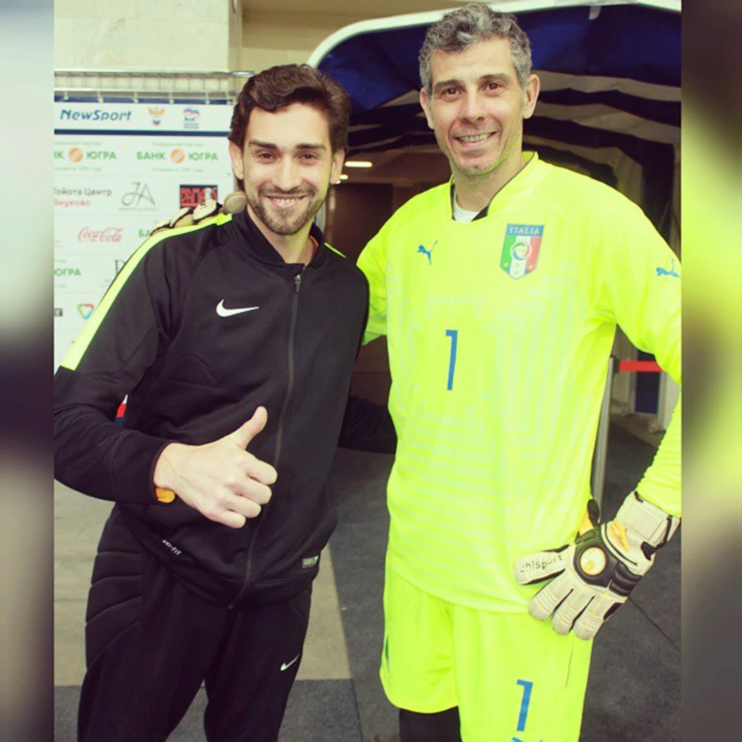 https://photobooth.cdn.sports.ru/preset/post/7/f7/d71f84226470c91c876dc32ef36f6.jpeg