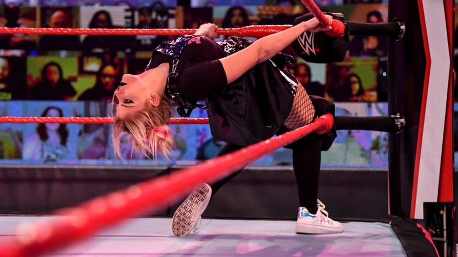 Обзор WWE Monday Night RAW 18.01.2021, изображение №34