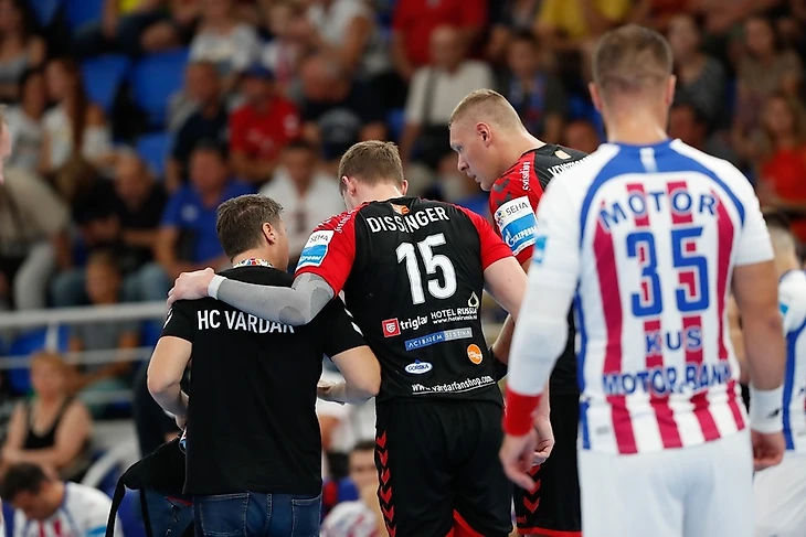 Звонок звезде. Кристиан Диссингер: "В школе учил русский и получал "двойки". В Германии это хорошая оценка", изображение №3