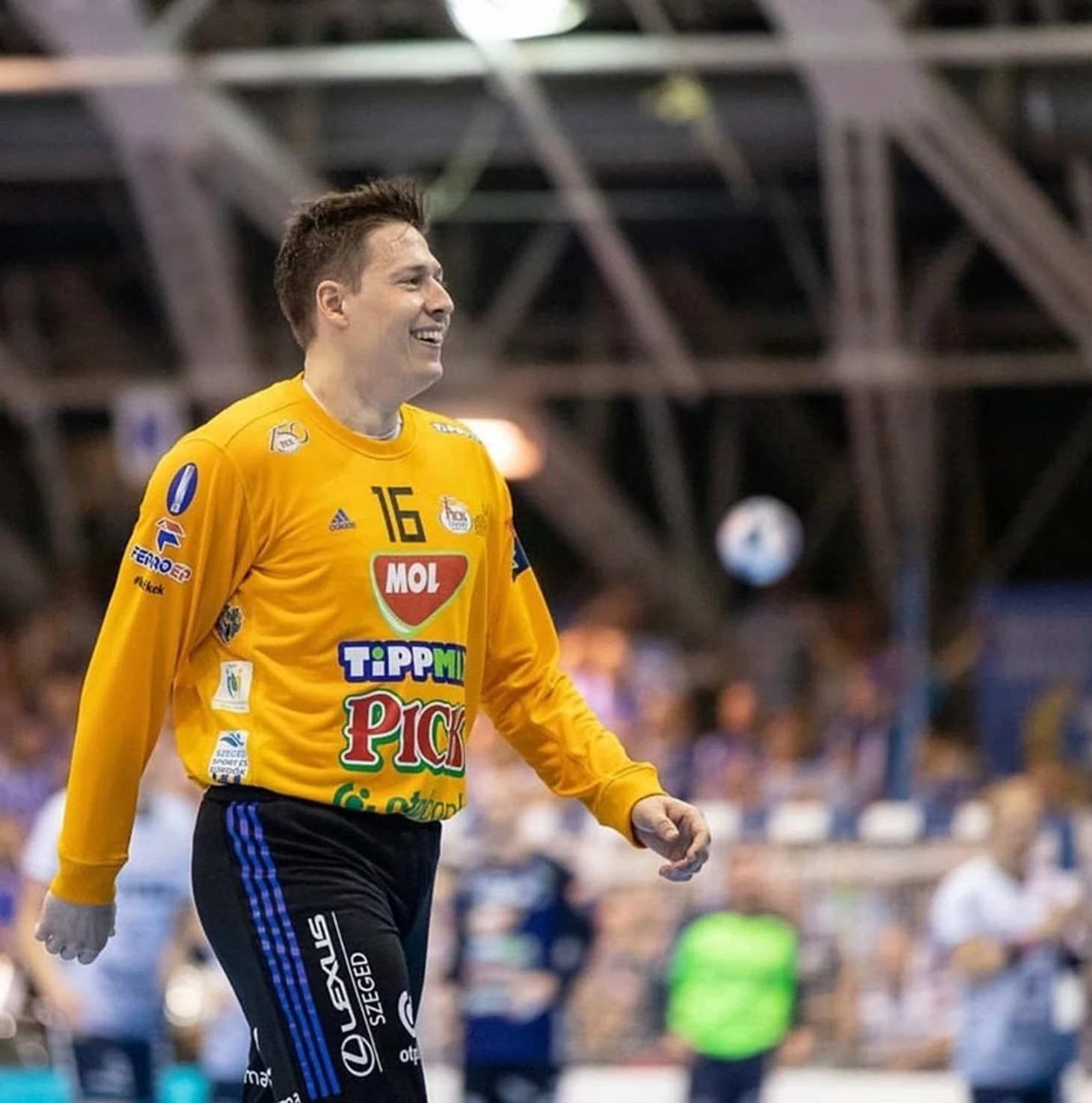 Звонок звезде. Роланд Миклер: "После проигранного "Виве" финала хотелось убить себя и остальных", изображение №6