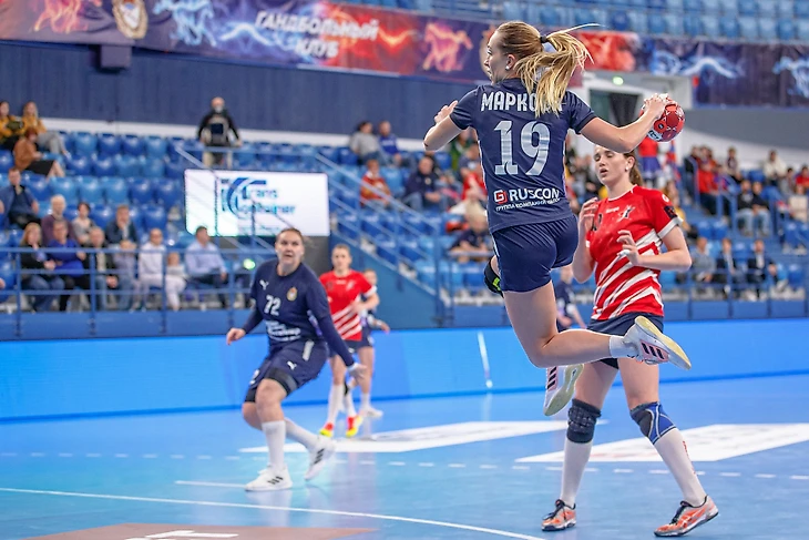 Чемпионат России. "Звезда" заставила ЦСКА поиграть по-настоящему. Жаль, что недолго, изображение №1