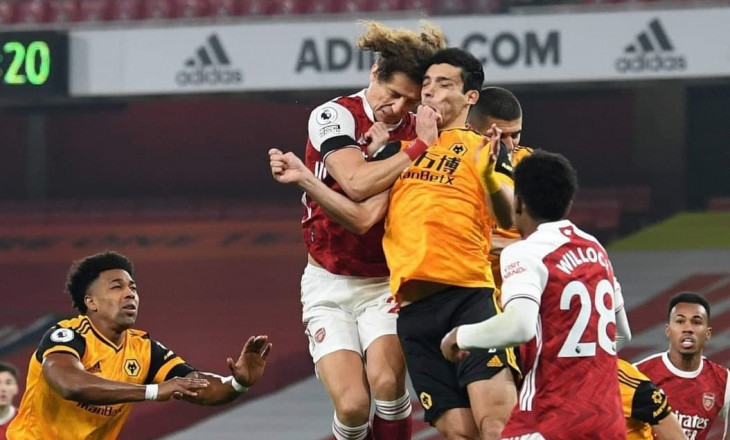 Рауль Хименес получил перелом черепа. Звучит страшно – как после этого возвращаются в футбол?