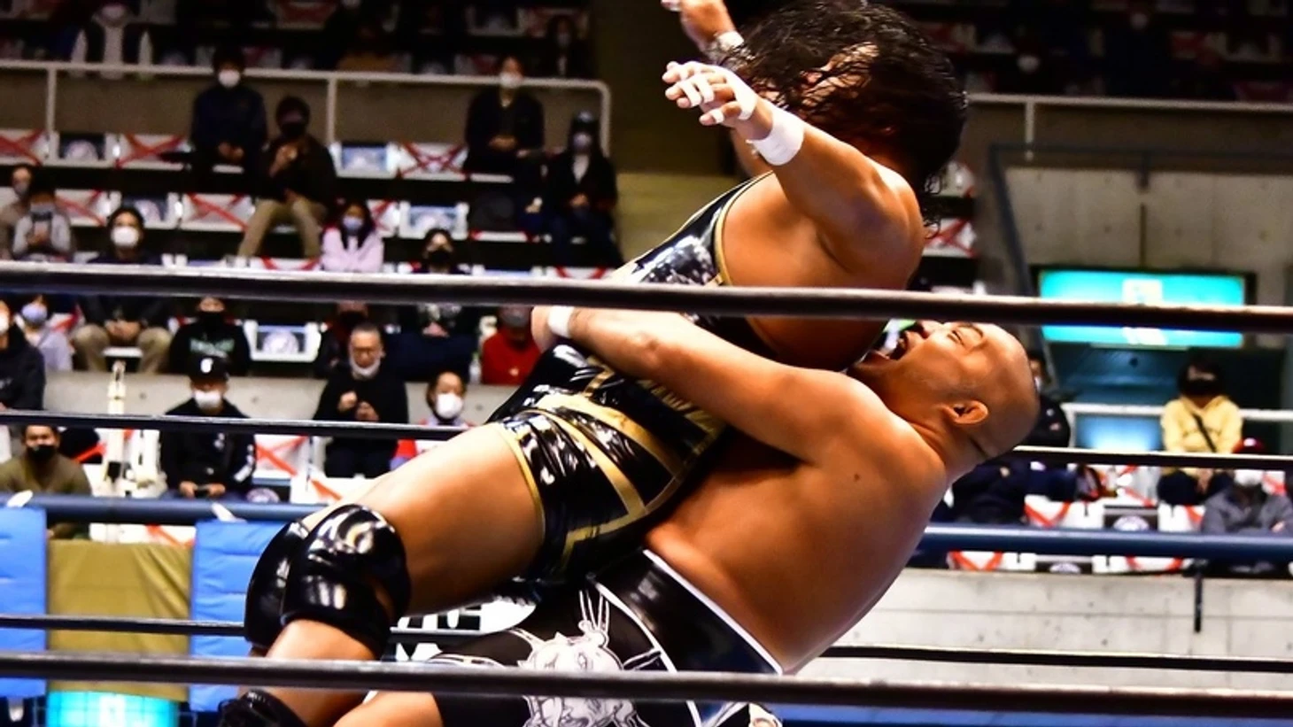 Обзор шестого дня NJPW World Tag League 2020, изображение №4