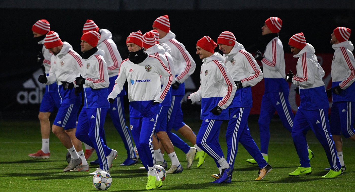 Секторов для болельщиков сборной России на матче с немцами не будет