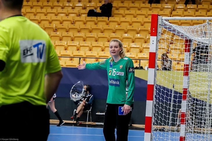 Лига чемпионов. Датский секвестр. "Гадюки" на пути "Ростова". Ана Грос снова впереди Кристины Нягу, изображение №3