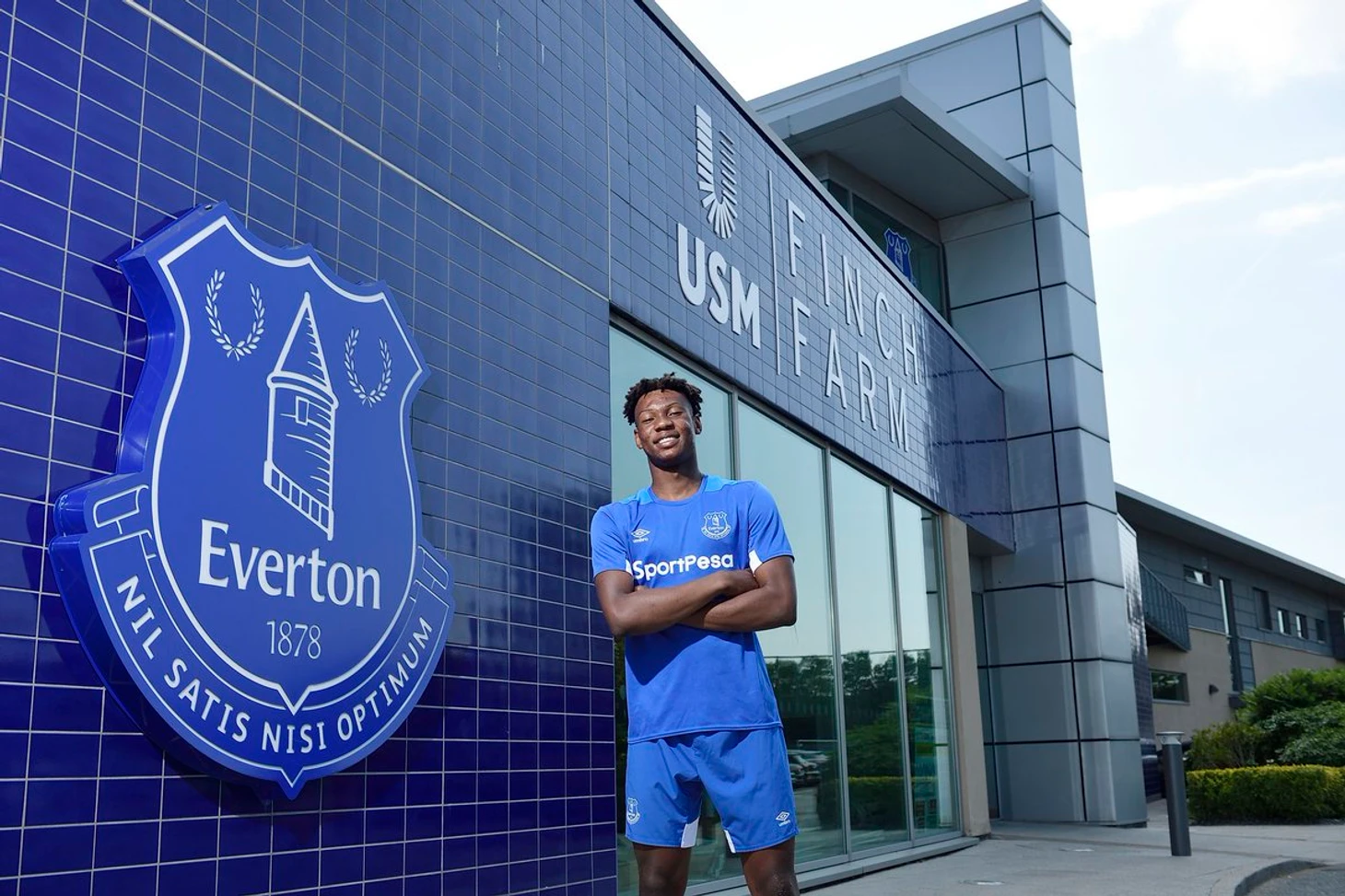 Everton вакансии