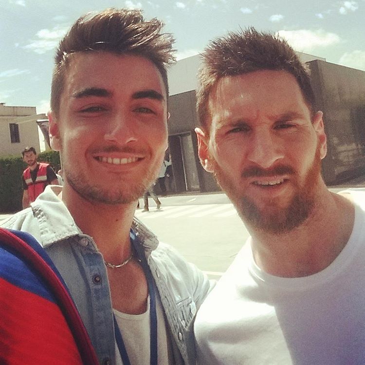 лио и его фанат.