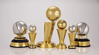 NBA обновила свои трофеи и добавили новые