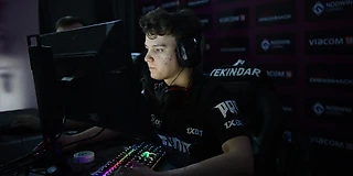 VIRTUS.PRO ОБЫГРАЛА FURIA И ПОЛУЧИЛА МЕСТО В ПЛЕЙ-ОФФ CS_SUMMIT 7