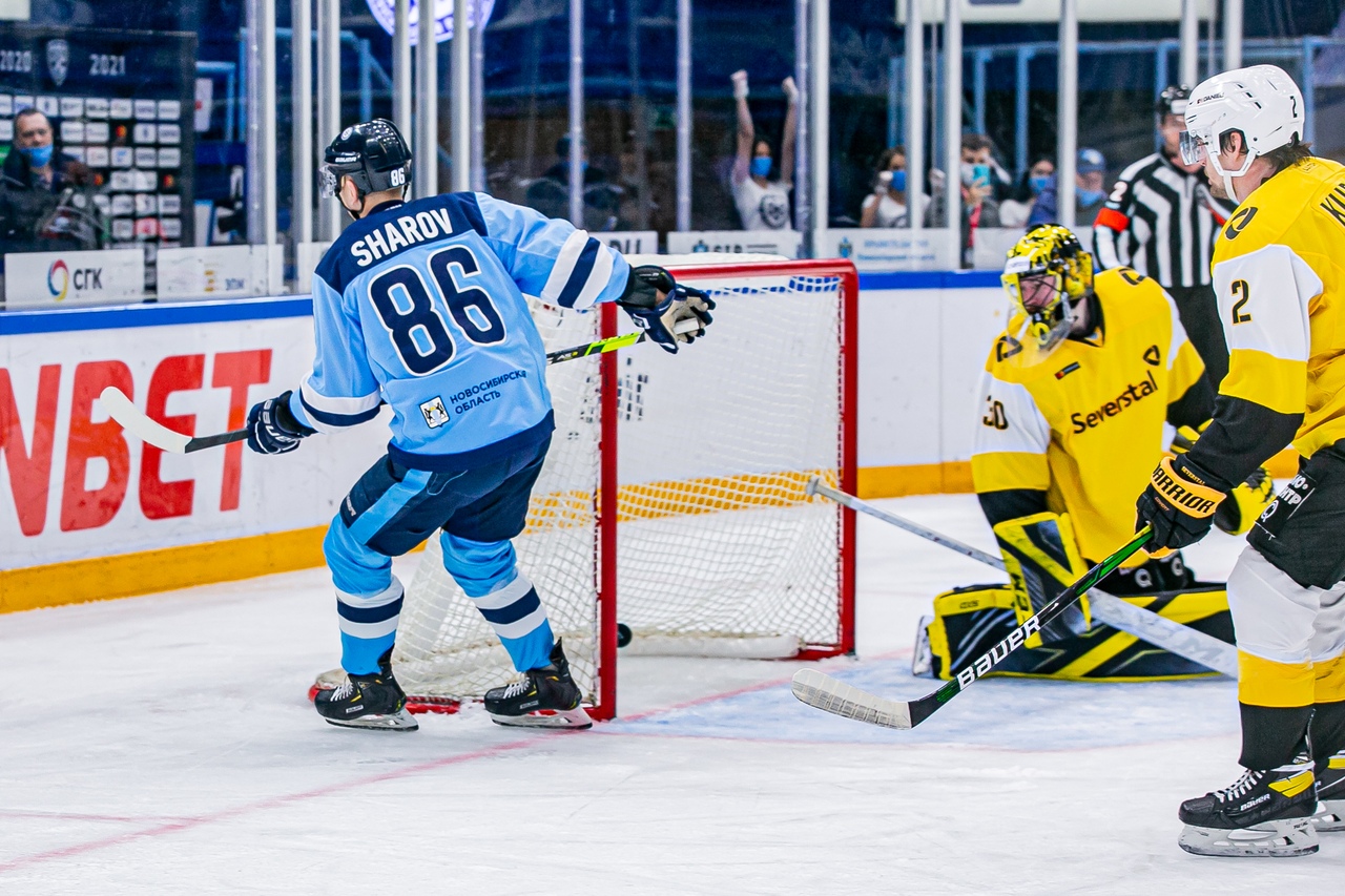 Идеальная атака «Сибири»: всей пятеркой взломали оборону за 5 передач