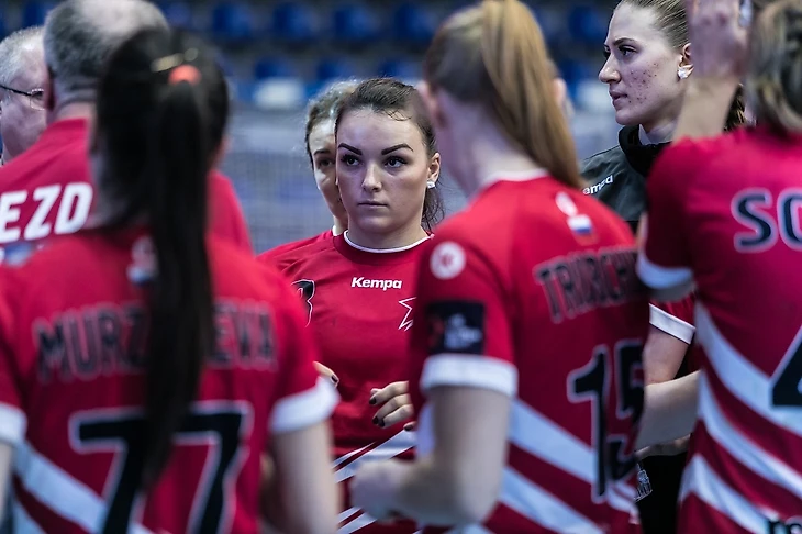 Olimpbet Суперлига. Виктория Климанцева: "Пусть Настя Церковнюк и дальше остаётся капитаном!", изображение №3