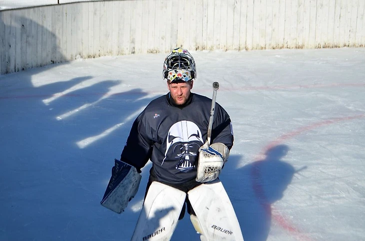 Вратарь ХК &quout;Ивот&quout;