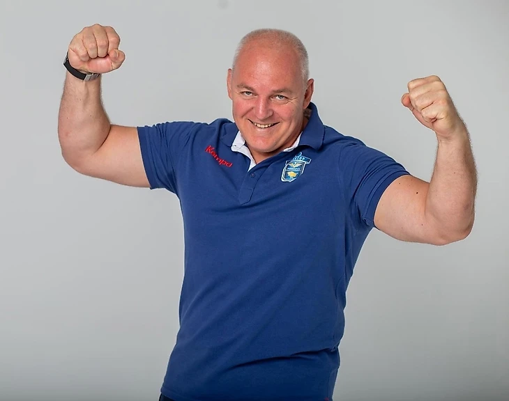 Olimpbet Суперлига. Врач "Виктора" Артур Асатуров: "Пляжка помогает — после неё травматизм меньше", изображение №2