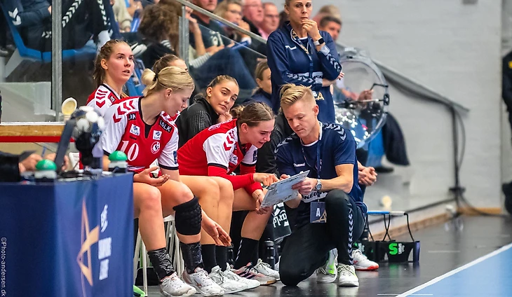 Лига чемпионов. Всё те же на венгерском манеже, но теперь с Вяхиревой. Превью "финала четырёх", изображение №8