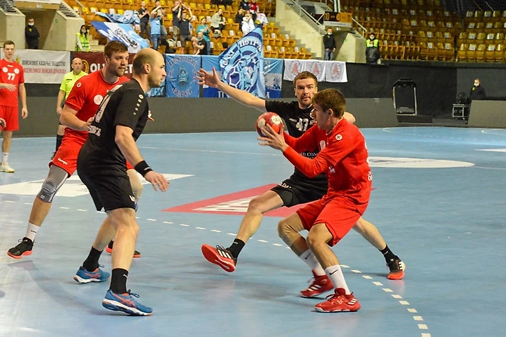 Чемпионат России. Суперлига красиво попрощалась с "регуляркой". И уже даже отрепетировала плей-офф, изображение №2