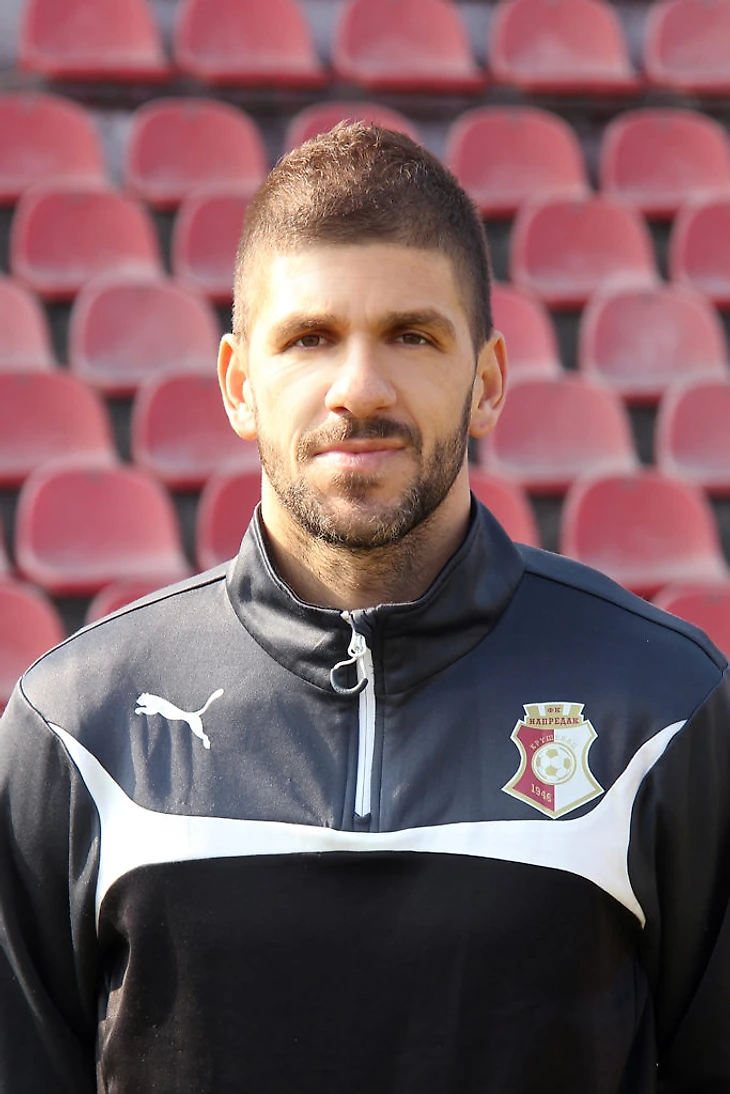 Неманья Тубич