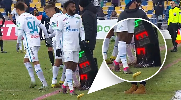 В Вендела кинули банан: «Волга» ищет виновного, а Семак говорит, что в Европе «то же самое». Инцидент из Ульяновска