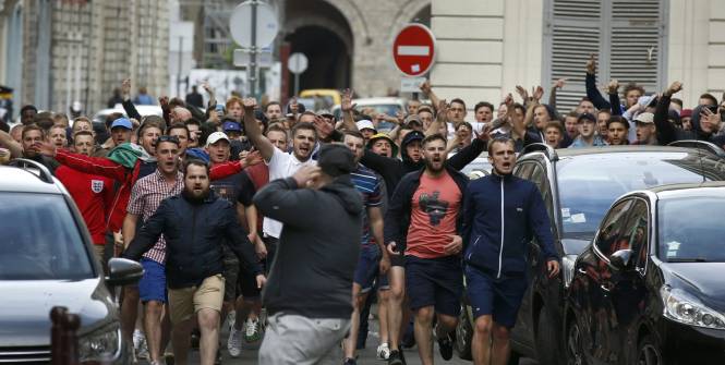 Что говорят западные СМИ о беспорядках на Евро-2016?