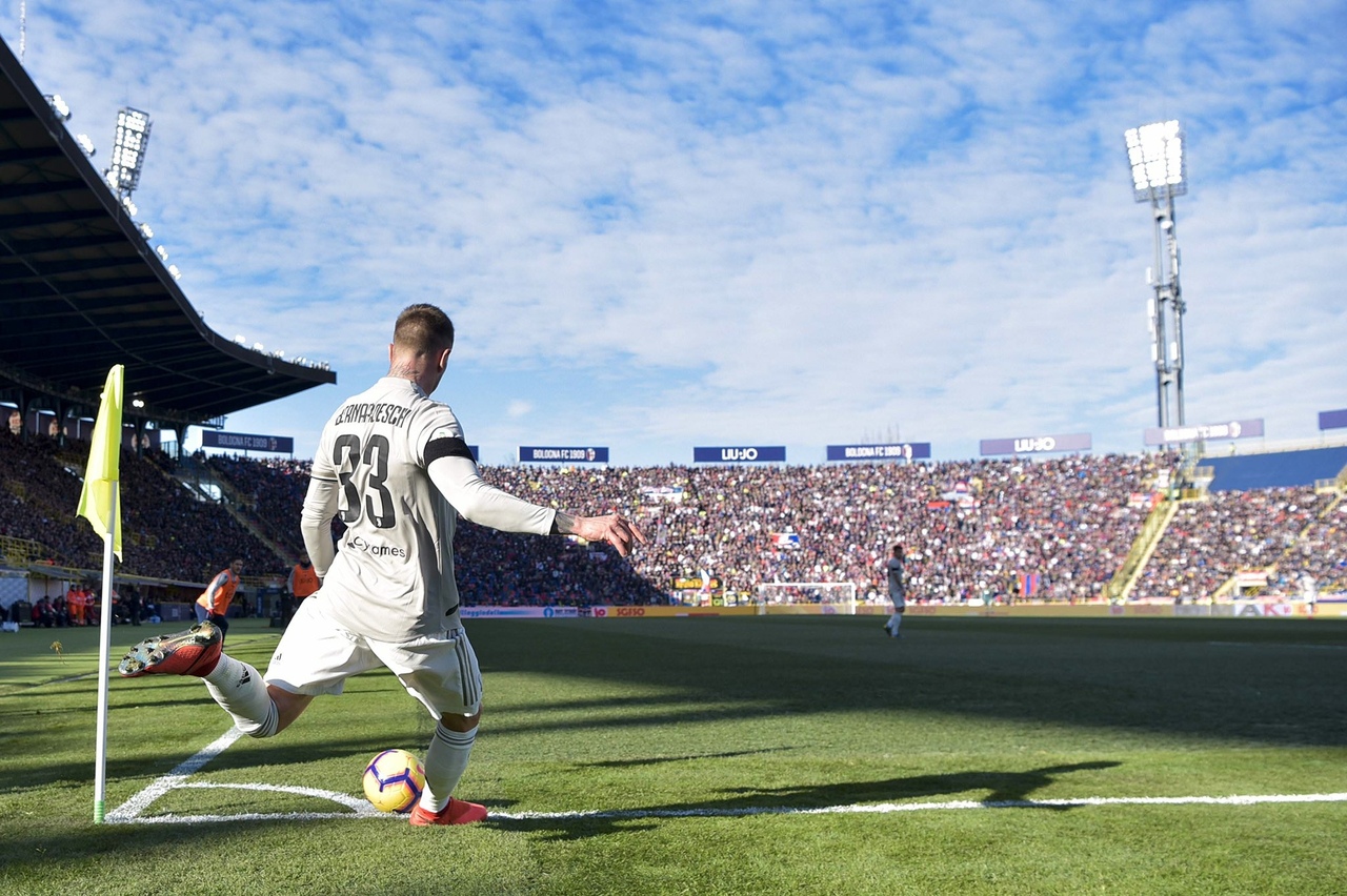 серия А Италия, Ювентус, Милан