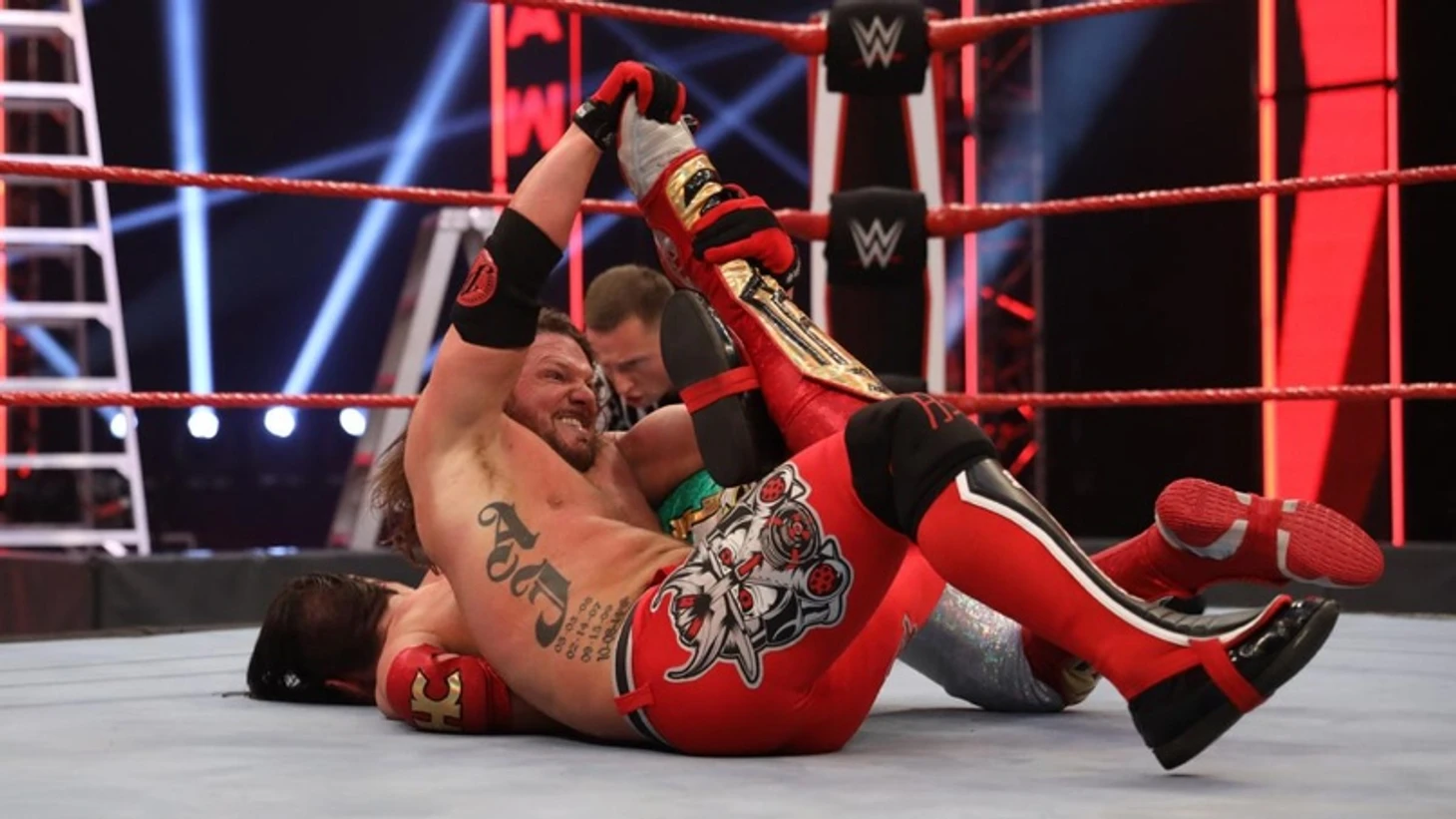 Обзор WWE Monday Night RAW 04.05.2020, изображение №6